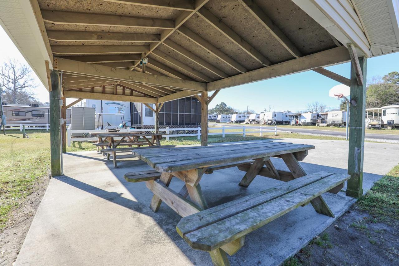 Model Home Near Camp Lejeune With Water View Sneads Ferry Buitenkant foto